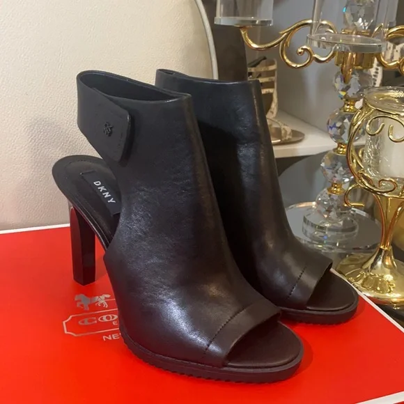 Dkny Shoes Dkny High Heel Shoe Brand New Black Beautiful